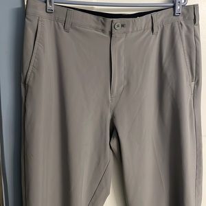 IZOD (GOLF)GRAY-PANTS 38x32 🤍